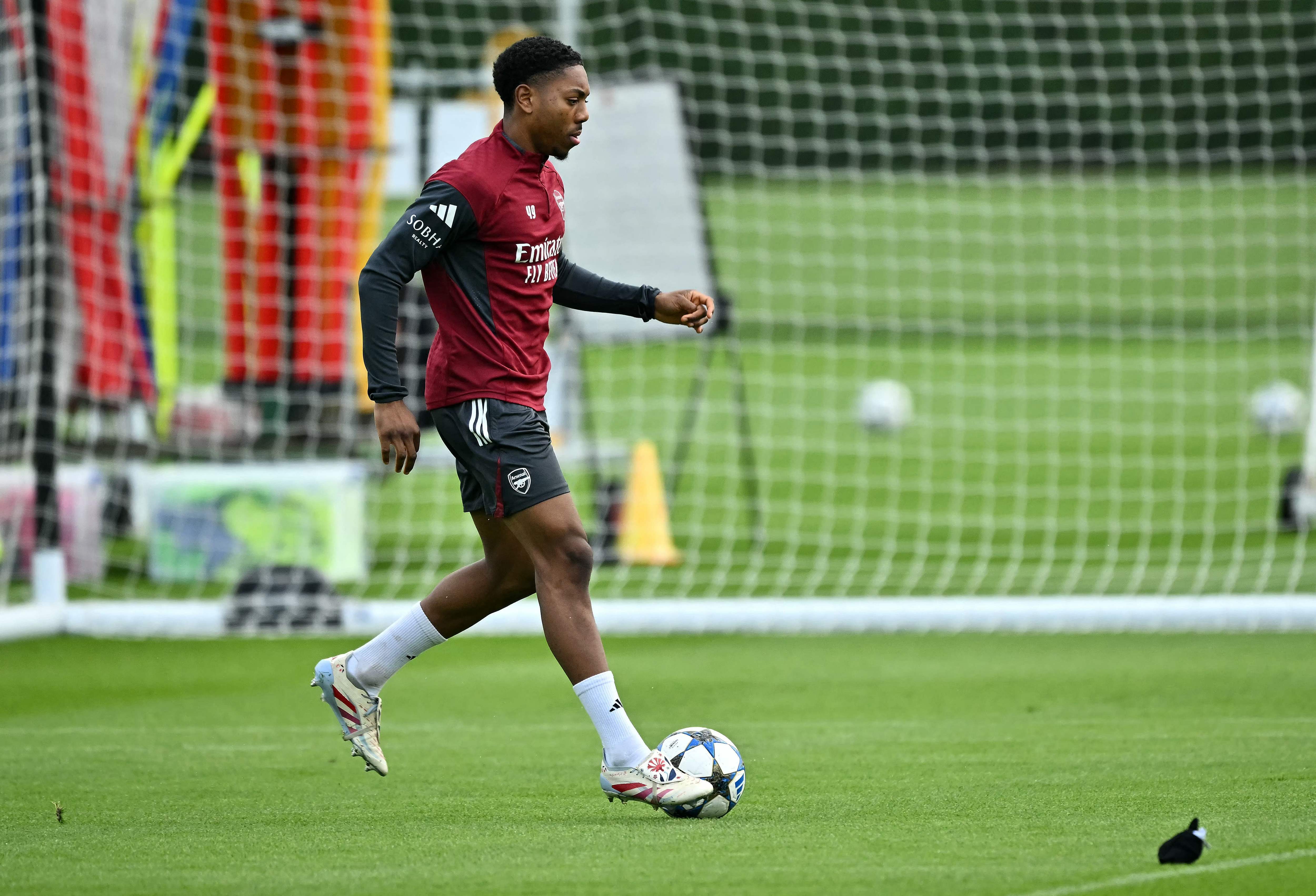 虎扑网-包含国际比赛日阿森纳备战欧冠，防线松动细节曝光，态度坚定，赛程密集仍需轮换的词条