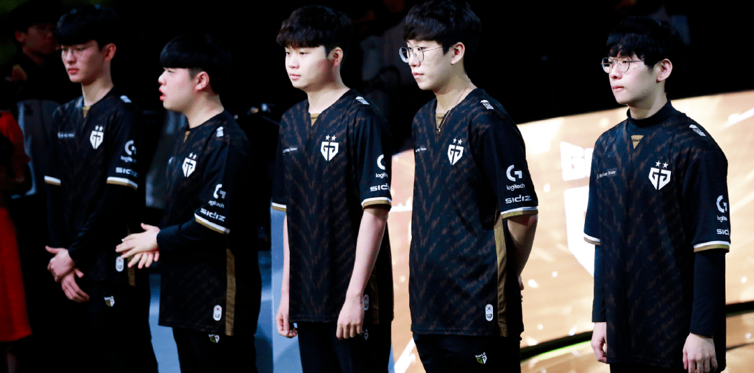 虎扑-关于Uzi关键节点出色防守，MAD带队取胜！的信息