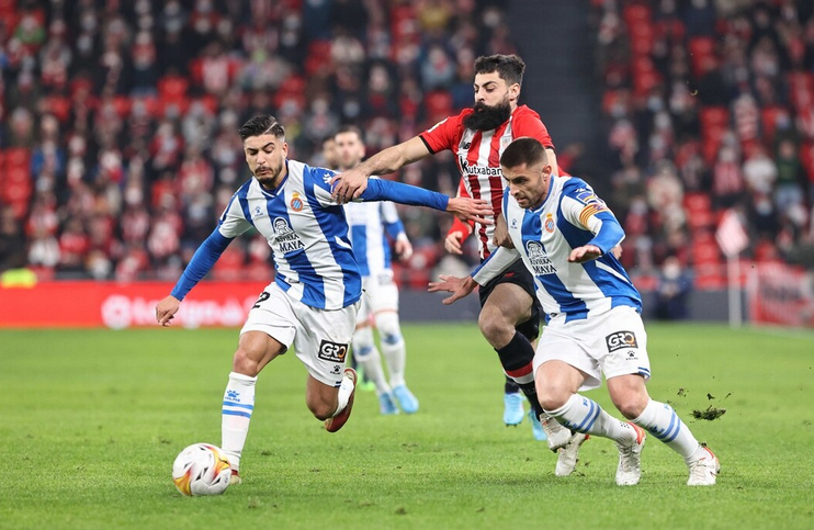 虎扑网-包含莱万多夫斯基遭遇二十连败，G2教练面临压力！的词条