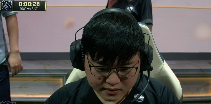 虎扑-Karsa爆冷击败SKT，赛事规则更新引爆全场！的简单介绍